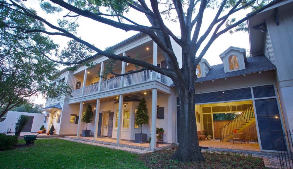 acadian-southern-backyard-yard-hosuton-texas