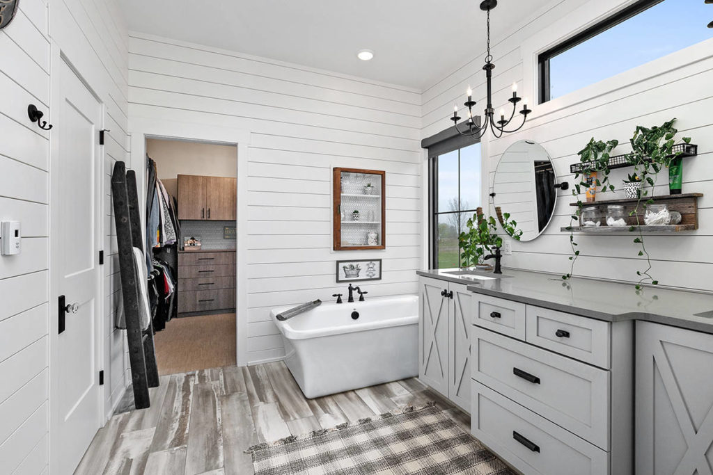 modern-farmhouse-master-bathroom-design-ideas-houston-texas-Viewpoint-Designs