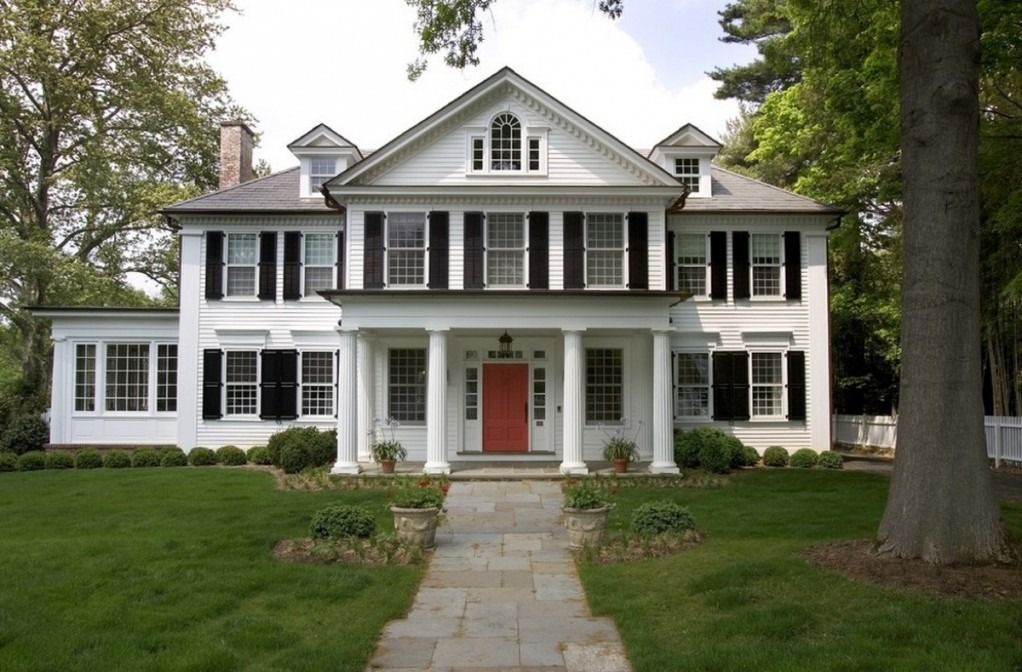 white-american-colonial-style-homes-houston-texas