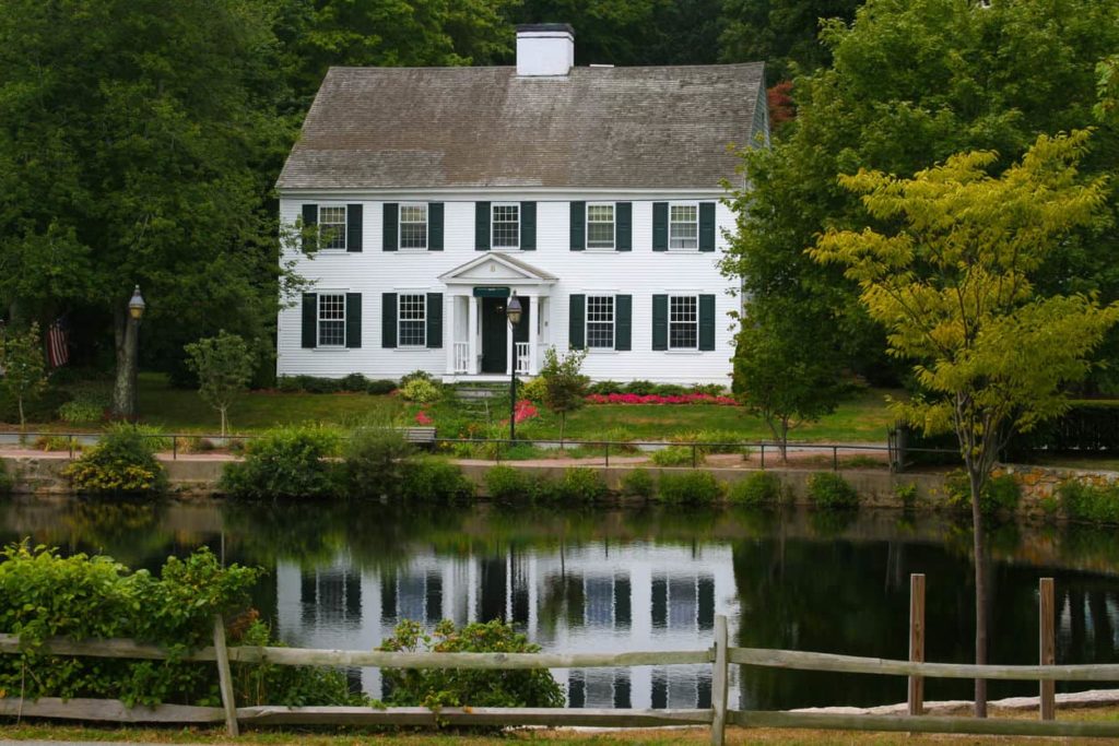 history-of-american-colonial-style-home